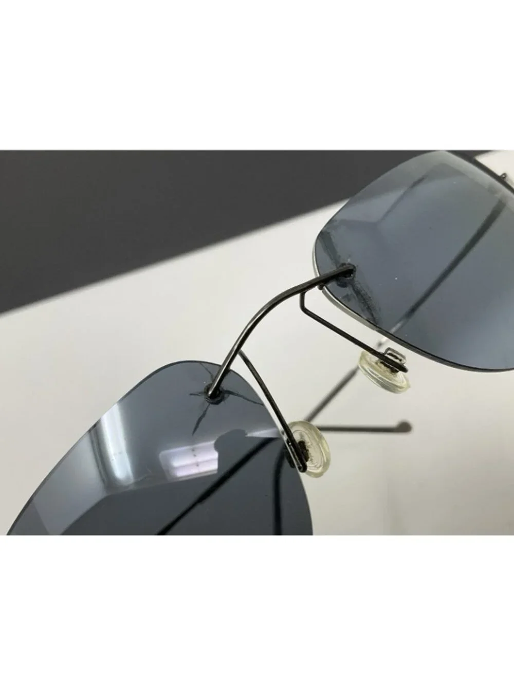Maui Jim Kaanapali MJ-501-02 Titanium Rimless Sunglasses Gunmetal Cracked Lenses